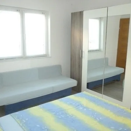 Seline/paklenica Riviera 34144 Apartmán